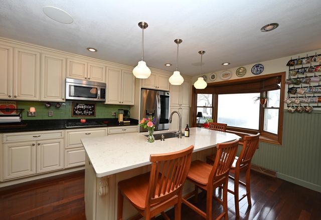 417 S Riverside Drive, Winamac, IN 46996