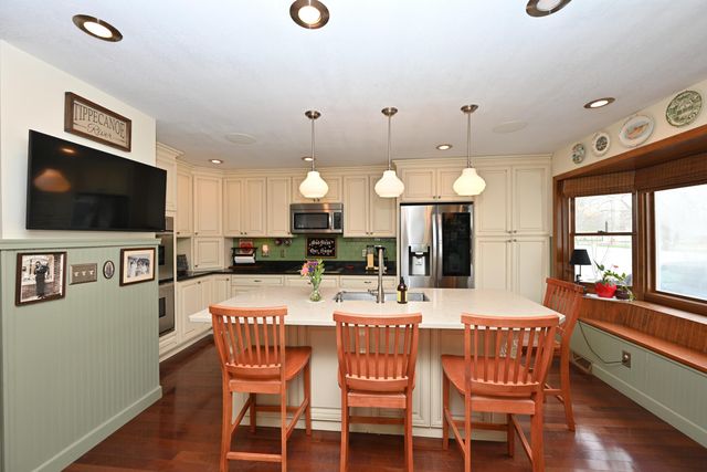 417 S Riverside Drive, Winamac, IN 46996