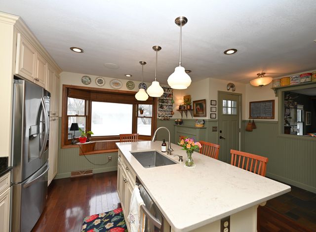 417 S Riverside Drive, Winamac, IN 46996