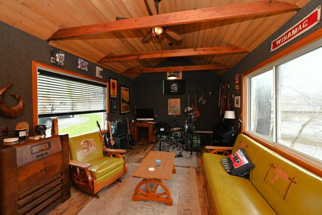 417 S Riverside Drive, Winamac, IN 46996