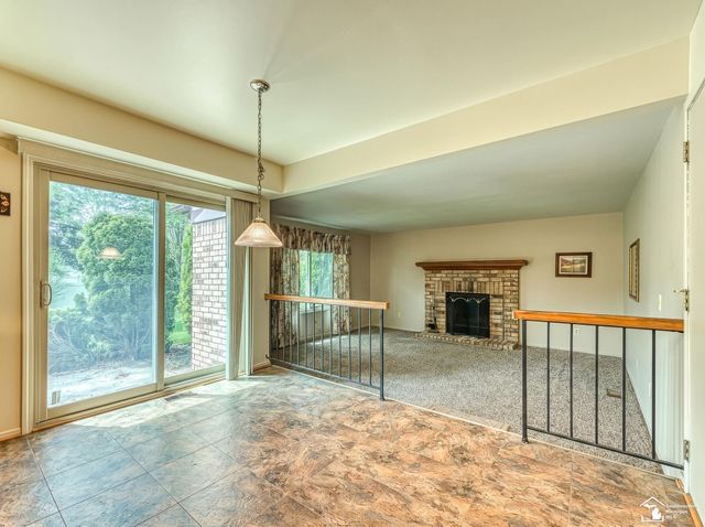 22262 Sherwood Lane, Brownstown Twp, MI 48134
