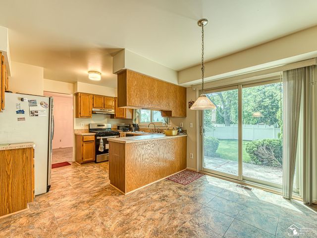 22262 Sherwood Lane, Brownstown Twp, MI 48134