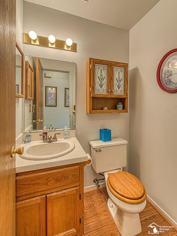 22262 Sherwood Lane, Brownstown Twp, MI 48134