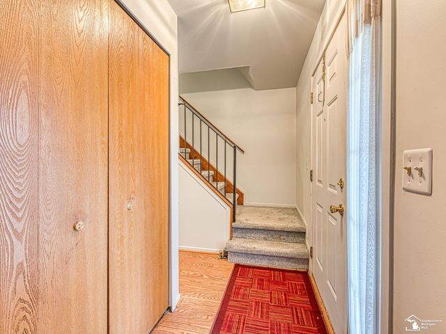 22262 Sherwood Lane, Brownstown Twp, MI 48134