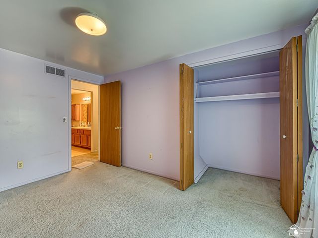 22262 Sherwood Lane, Brownstown Twp, MI 48134