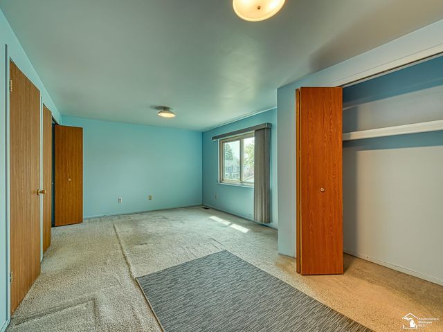 22262 Sherwood Lane, Brownstown Twp, MI 48134