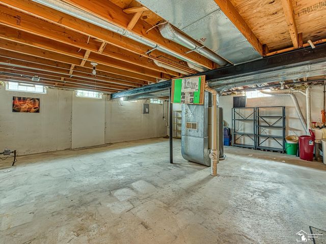 22262 Sherwood Lane, Brownstown Twp, MI 48134