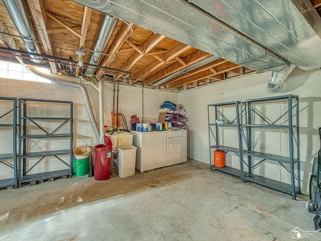 22262 Sherwood Lane, Brownstown Twp, MI 48134