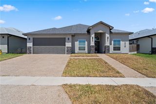 7918 Hulk Dr, Corpus Christi, TX 78414