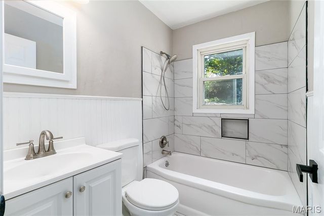 145 Chateau Drive, Florissant, MO 63031
