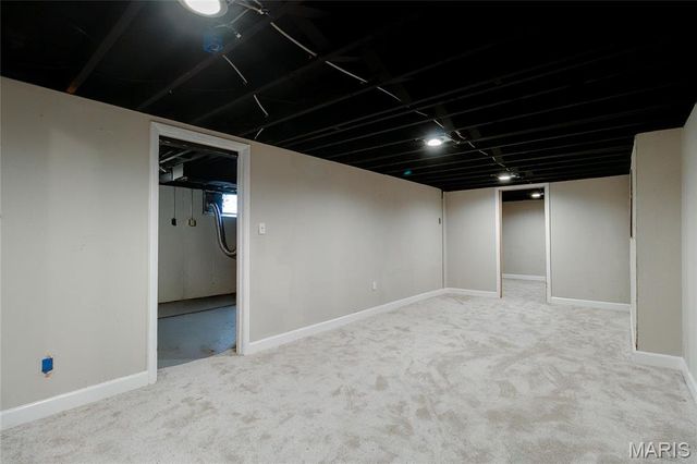 145 Chateau Drive, Florissant, MO 63031