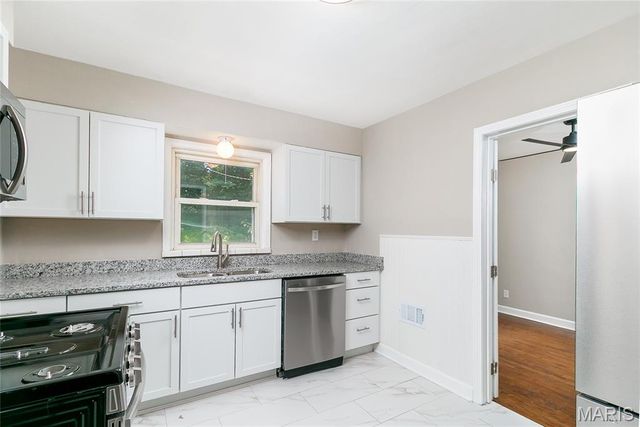 145 Chateau Drive, Florissant, MO 63031