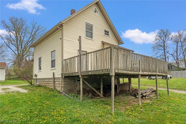 1308 Laiblin Place NE, Canton, OH 44705