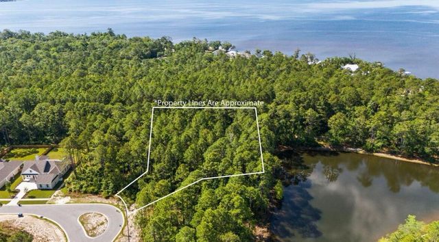 Lot 25 W Captain Fritz Way, Freeport, FL 32439