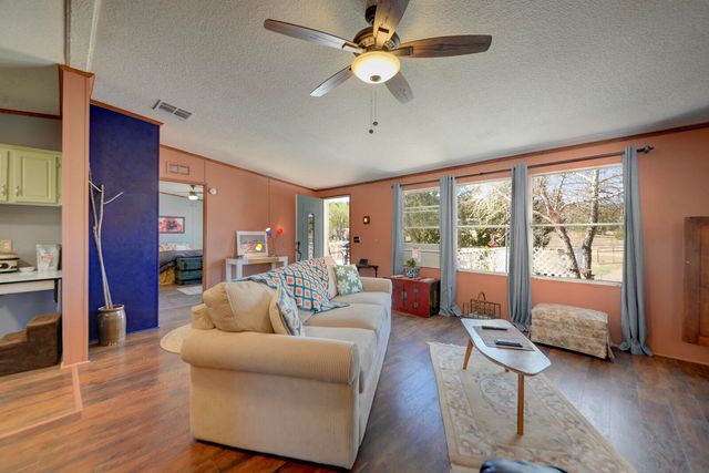 3 Glacier Lane, Edgewood, NM 87015