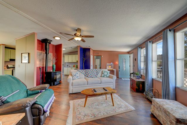 3 Glacier Lane, Edgewood, NM 87015