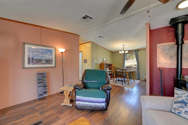 3 Glacier Lane, Edgewood, NM 87015