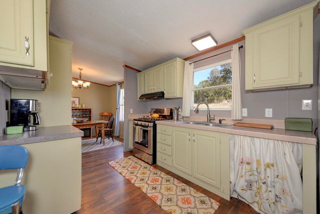 3 Glacier Lane, Edgewood, NM 87015