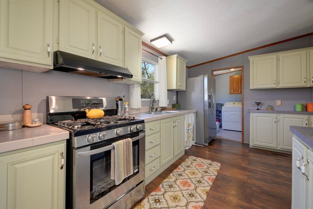 3 Glacier Lane, Edgewood, NM 87015