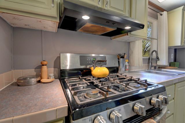 3 Glacier Lane, Edgewood, NM 87015