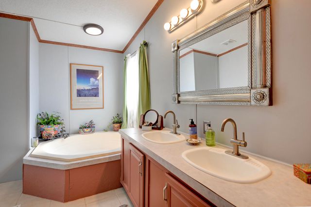 3 Glacier Lane, Edgewood, NM 87015