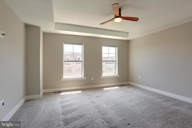 320 WALNUT ST, Collegeville, PA 19426
