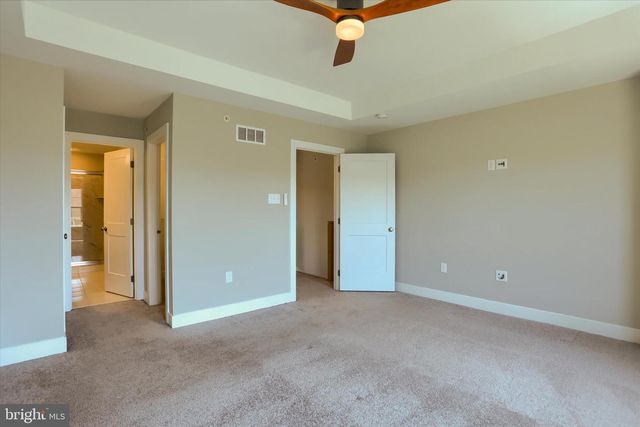 320 WALNUT ST, Collegeville, PA 19426