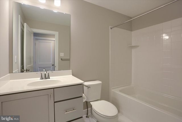 320 WALNUT ST, Collegeville, PA 19426