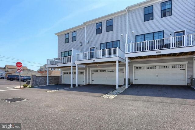 320 WALNUT ST, Collegeville, PA 19426