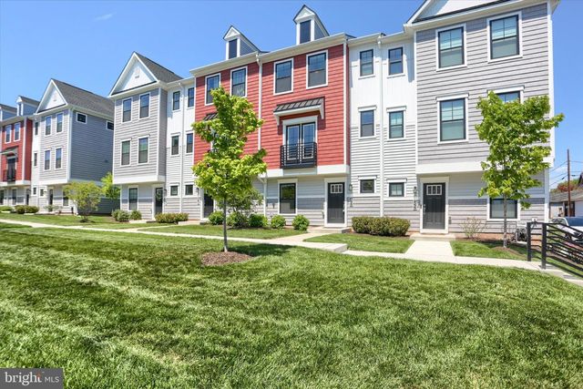 320 WALNUT ST, Collegeville, PA 19426
