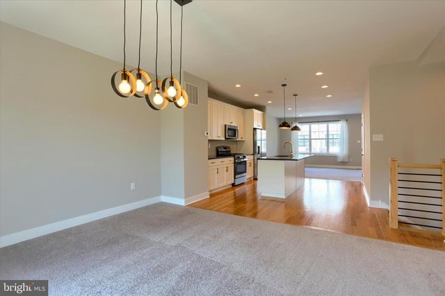 320 WALNUT ST, Collegeville, PA 19426