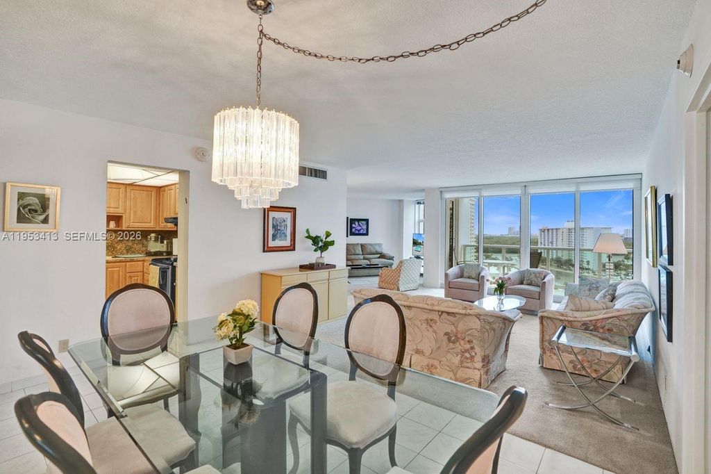 Image 5 of property listing at 100 Bayview Dr 1401, Sunny Isles Beach, FL 33160
