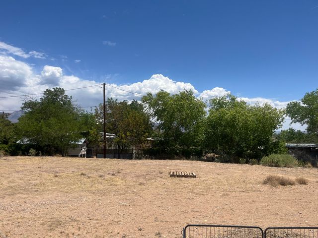 1167 Coronado Road, Corrales, NM 87048
