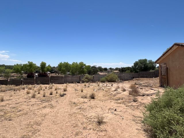1167 Coronado Road, Corrales, NM 87048