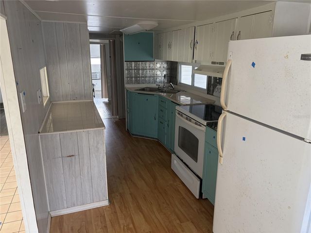 2051 ORANGE DRIVE, Holiday, FL 34691