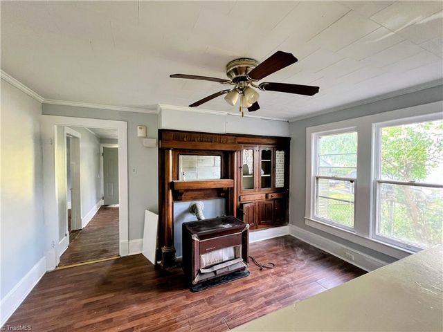 1503 Cloverdale Street, High Point, NC 27260