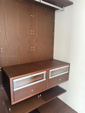 450 Alton Rd 2508, Miami Beach, FL 33139