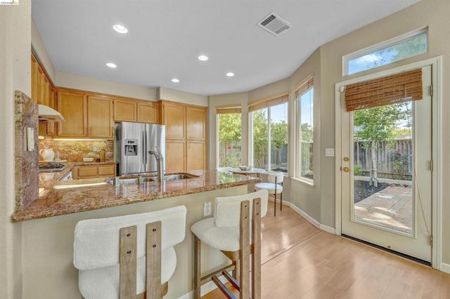 24986 SILVERTHORNE PL, Hayward, CA 94544