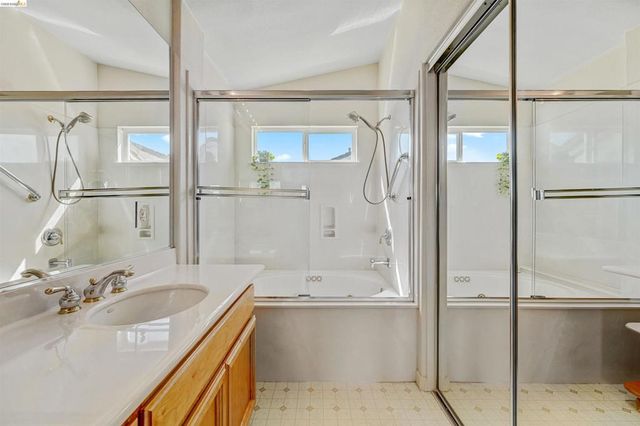 24986 SILVERTHORNE PL, Hayward, CA 94544
