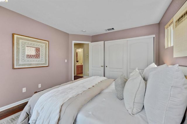 24986 SILVERTHORNE PL, Hayward, CA 94544
