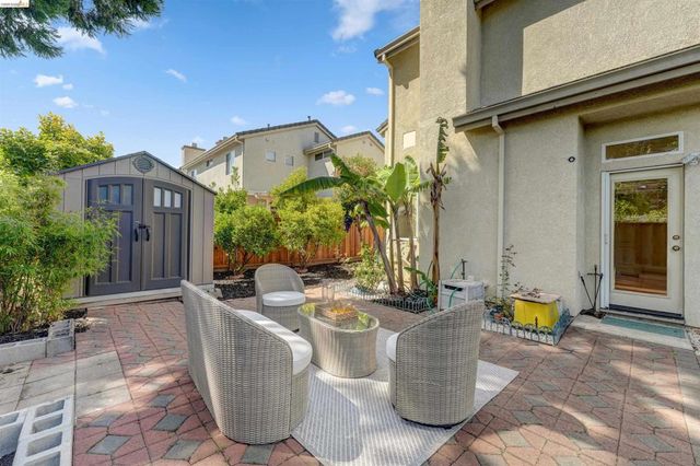 24986 SILVERTHORNE PL, Hayward, CA 94544