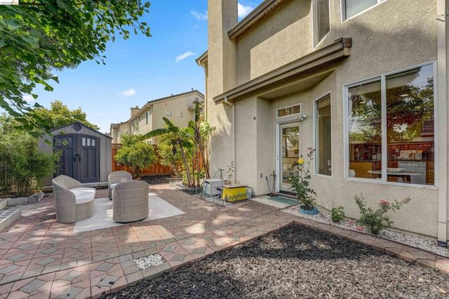 24986 SILVERTHORNE PL, Hayward, CA 94544