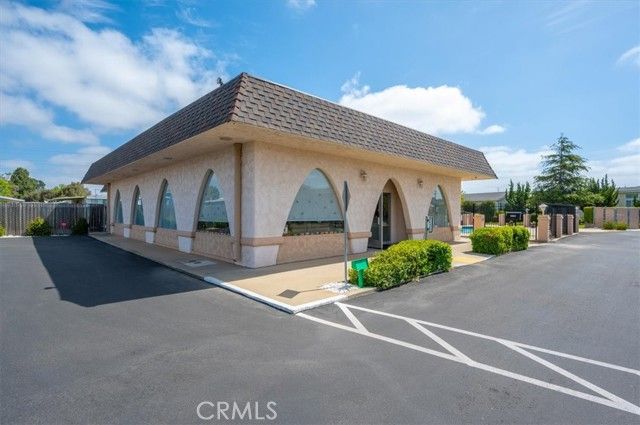 1701 Thornburg St, Santa Maria, CA 93458