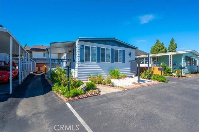 1701 Thornburg St, Santa Maria, CA 93458