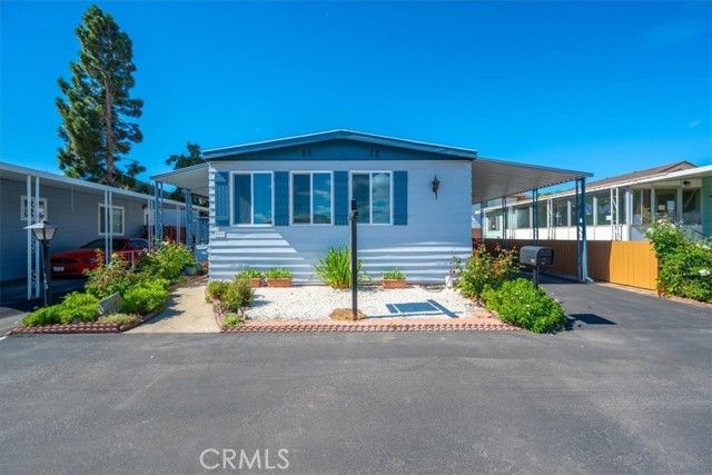 1701 Thornburg St, Santa Maria, CA 93458