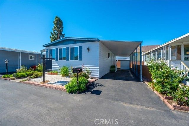 1701 Thornburg St, Santa Maria, CA 93458