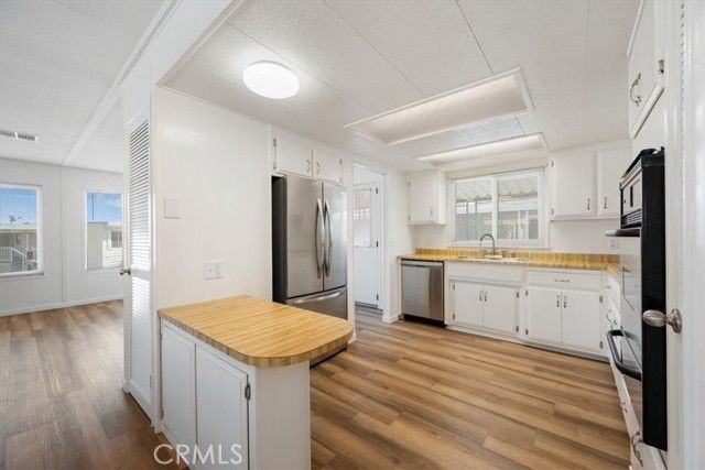 1701 Thornburg St, Santa Maria, CA 93458