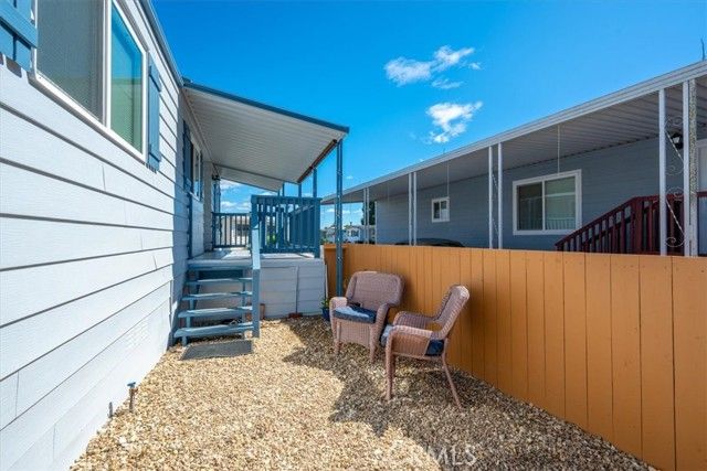 1701 Thornburg St, Santa Maria, CA 93458