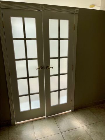 801 Three Islands Blvd 214, Hallandale Beach, FL 33009