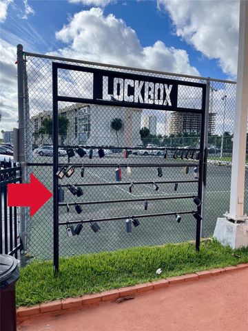 801 Three Islands Blvd 214, Hallandale Beach, FL 33009